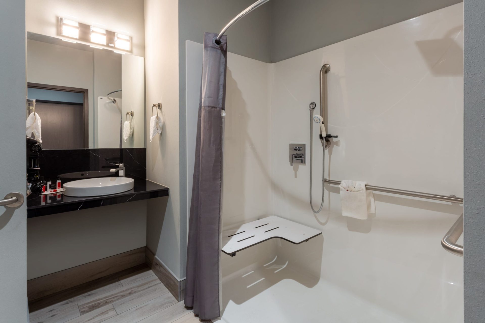 1 King Bed, Mobility Accessible Room, Non-Smoking Baymont Madison