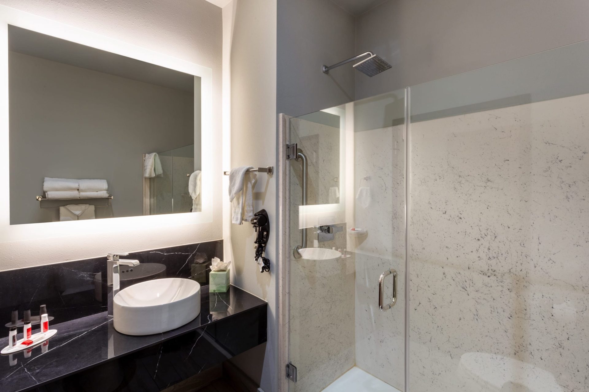 Two King Beds, Studio Suite, Non-Smoking Baymont Madison